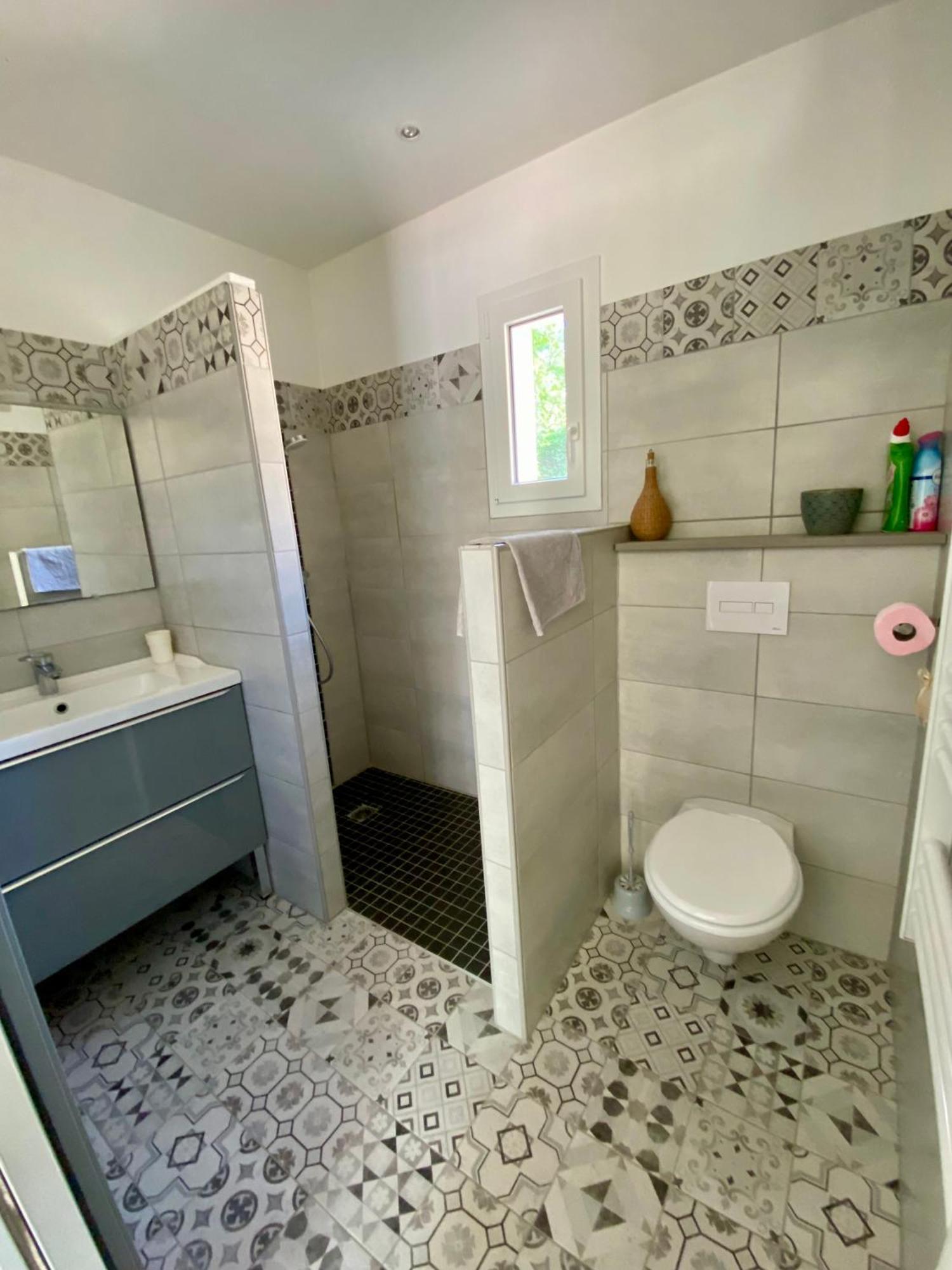La petite maison Robion Chambre photo