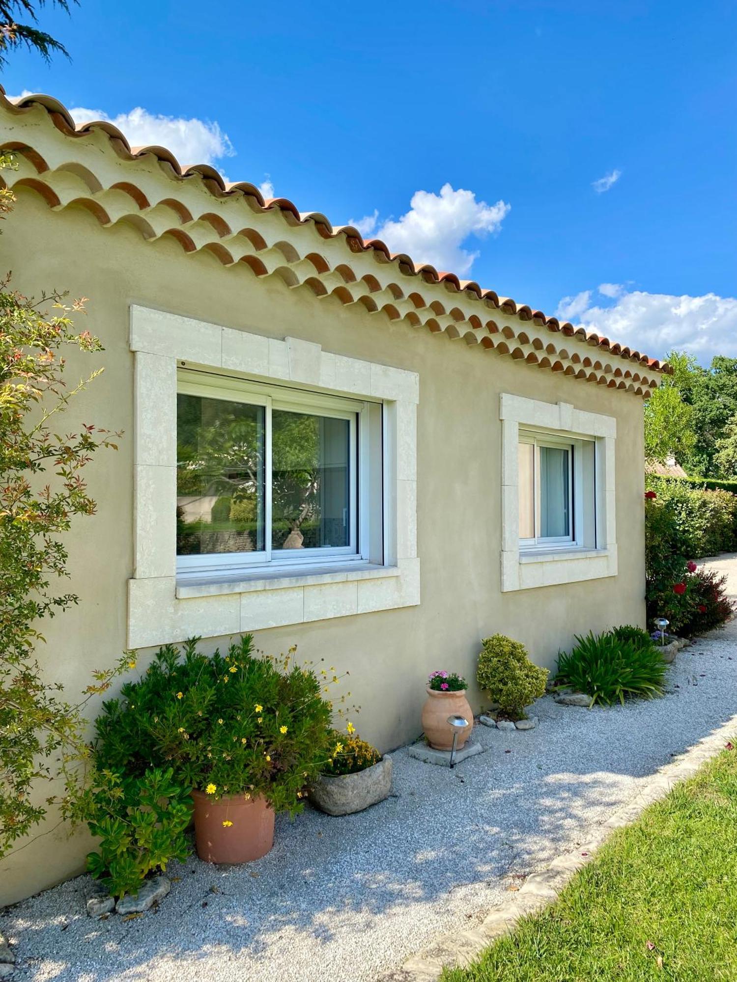 La petite maison Robion Chambre photo