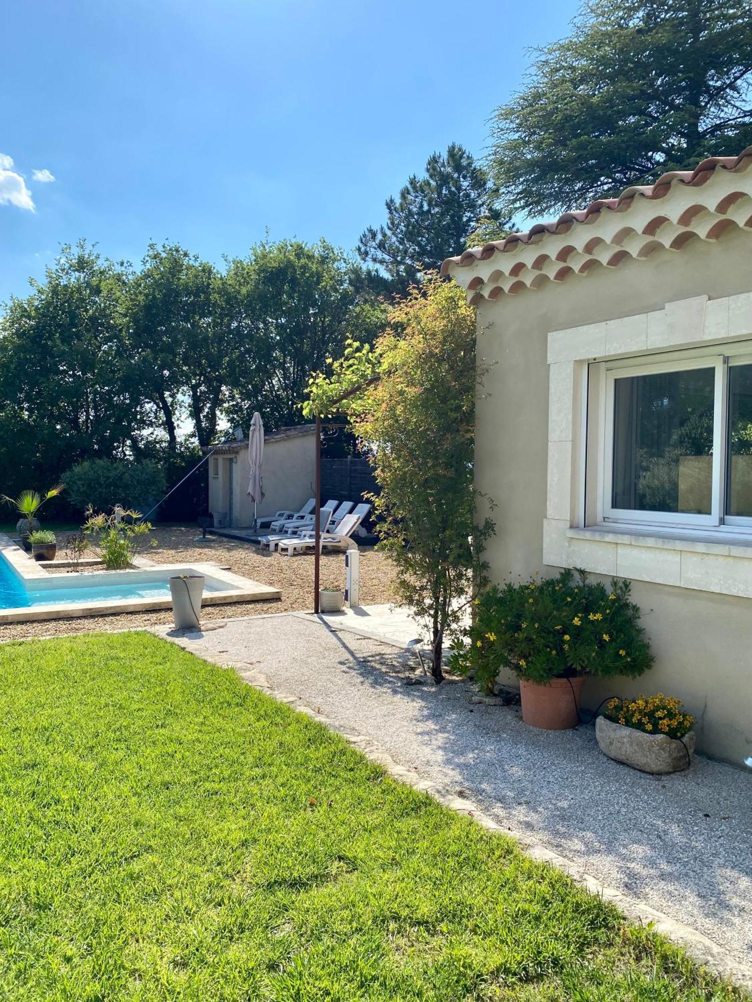 La petite maison Robion Chambre photo